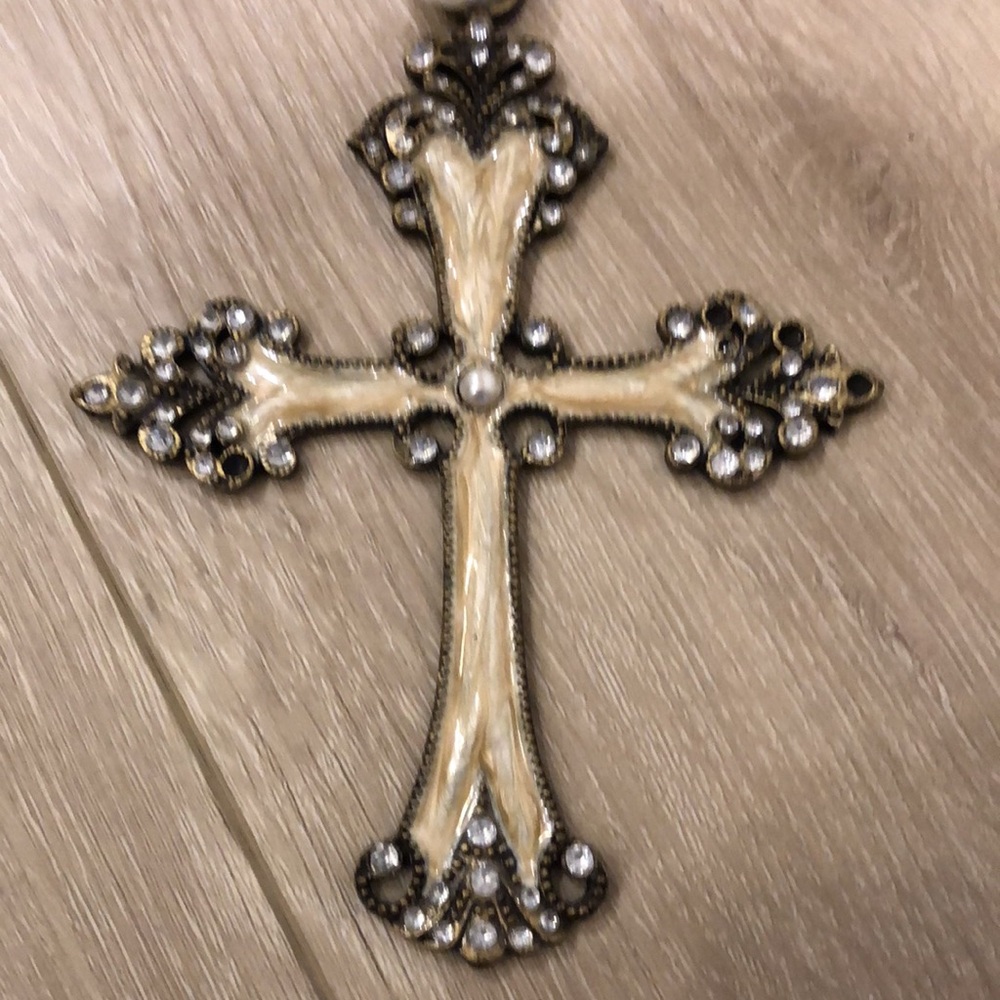 Mother-Pearl Cross with Pearls & Crystals